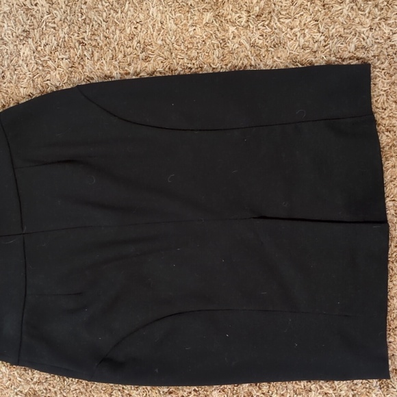MICHAEL Michael Kors Classic Black Pencil Skirt - Picture 3 of 3